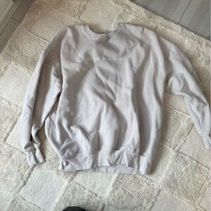 Forever 21 Light Gray Crew Neck Sweater